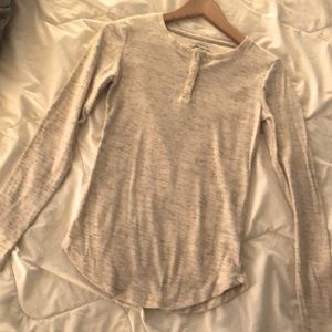 BASS co grey long sleeve camping top